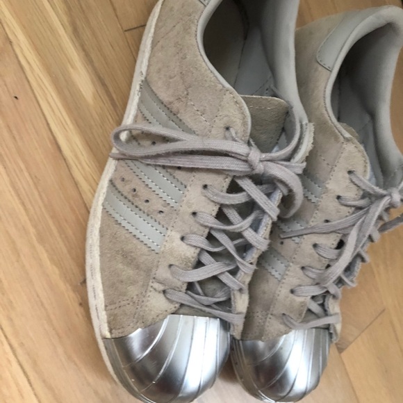 Adidas sneakers with silver plaited toe - Picture 4 of 6